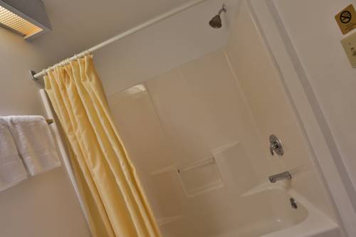 Imagen de la habitación del Motel Nittany Budget. Foto 2