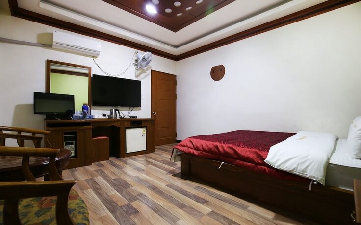 Imagen general del Motel Nonsan Titanic. Foto 10