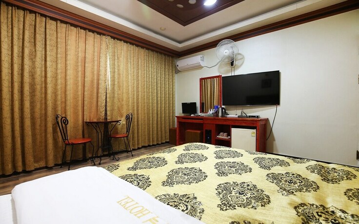Imagen de la habitación del Motel Nonsan Titanic. Foto 19