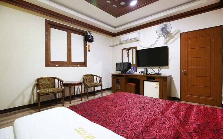 Imagen de la habitación del Motel Nonsan Titanic. Foto 29