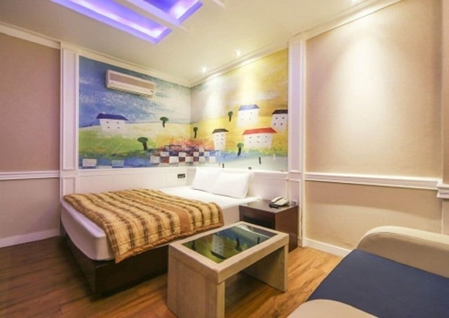 Imagen de la habitación del Motel O2, Changwon. Foto 8