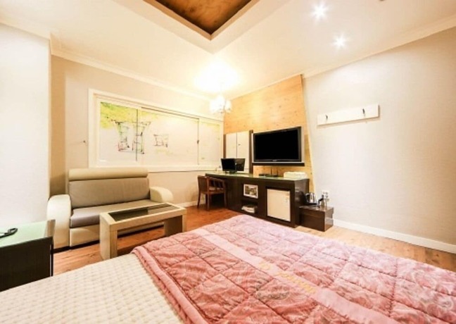 Imagen de la habitación del Motel O2, Changwon. Foto 11