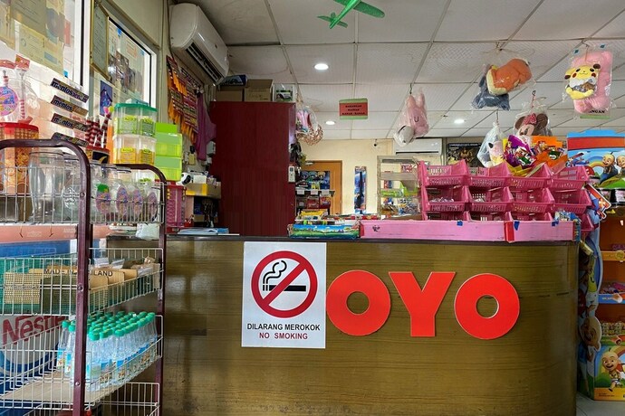 Imagen de los interiores del Motel OYO 90205 Bayu Sintok. Foto 32