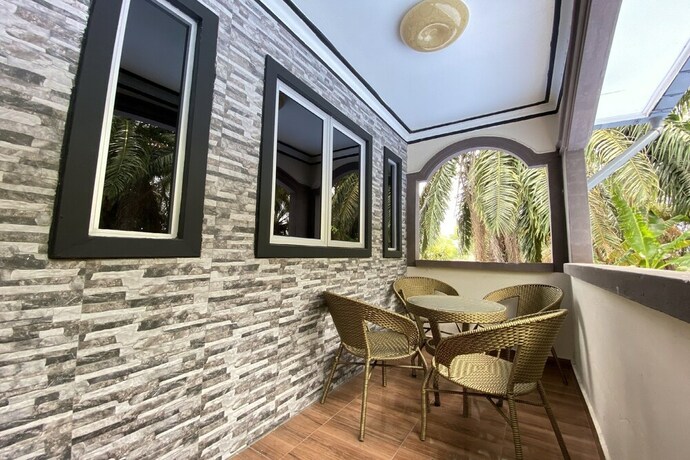 Imagen de los interiores del Motel OYO 90205 Bayu Sintok. Foto 35