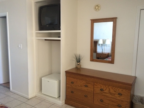 Imagen de la habitación del Motel Ocean Cove. Foto 9