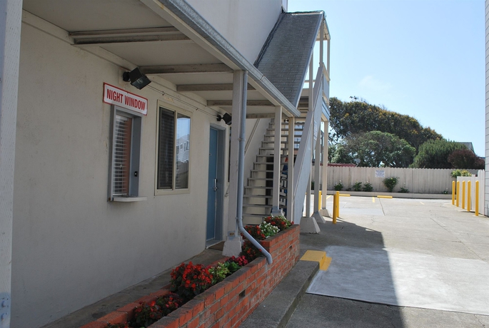 Imagen de los exteriores del Motel Ocean Inn, San Francisco. Foto 5
