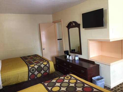 Imagen de la habitación del Motel Old Kentucky Home. Foto 4