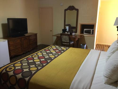 Imagen de la habitación del Motel Old Kentucky Home. Foto 11