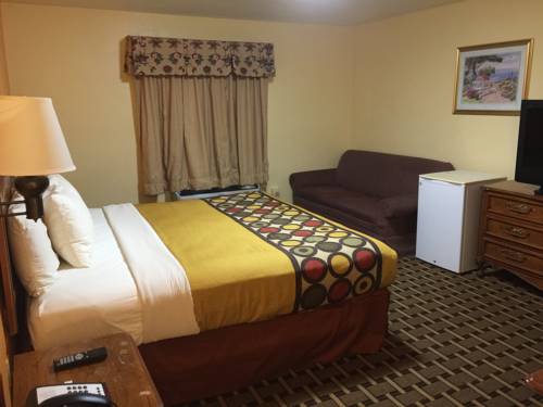 Imagen de la habitación del Motel Old Kentucky Home. Foto 12