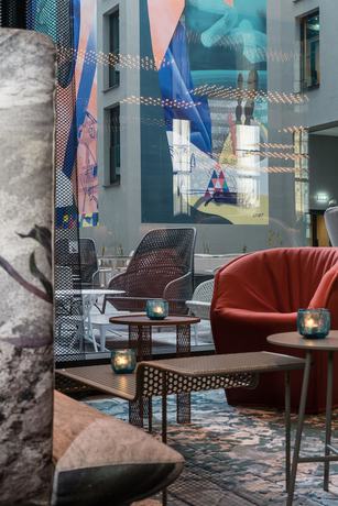 Imagen de los interiores del Motel One Berlin - Alexanderplatz. Foto 13