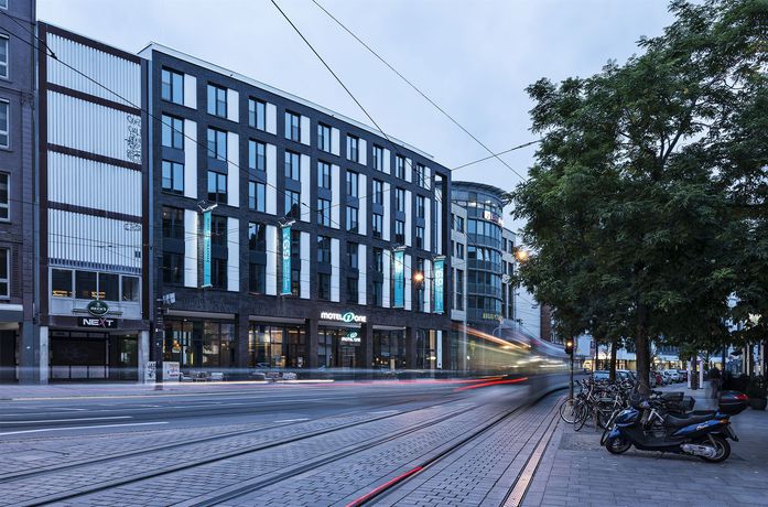 Imagen de los interiores del Motel One Bremen. Foto 12