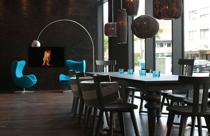 Imagen de los interiores del Motel One Bremen. Foto 13