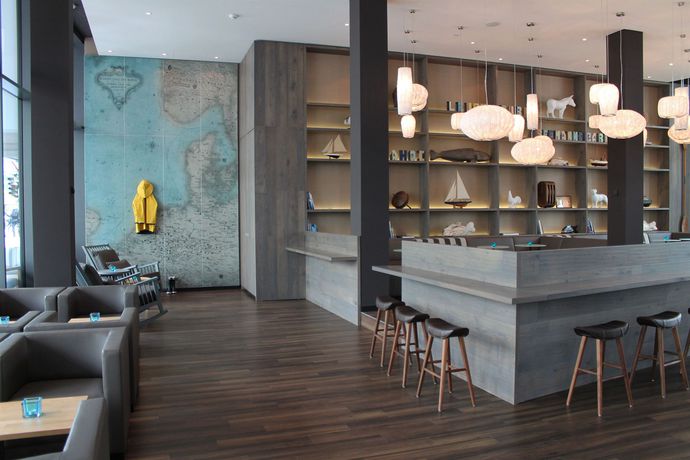 Imagen de los interiores del Motel One Bremen. Foto 14