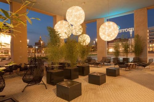 Imagen general del Motel One Dresden Am Zwinger. Foto 6