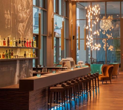 Imagen general del Motel One Dresden Am Zwinger. Foto 7