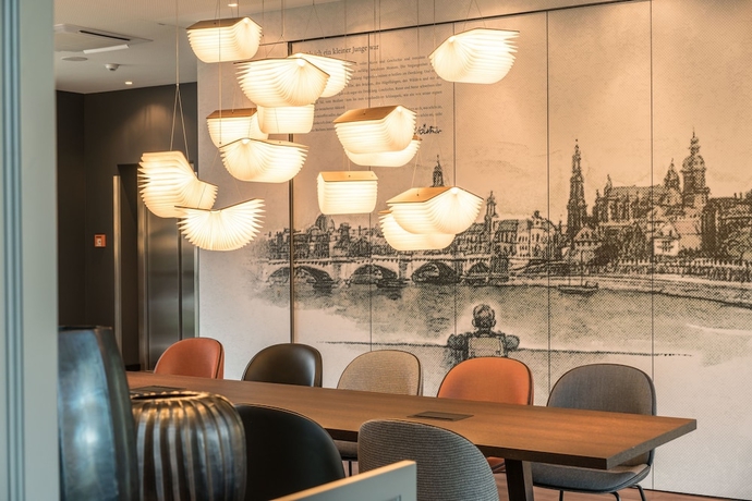 Imagen del bar/restaurante del Motel One Dresden - Palaisplatz. Foto 3