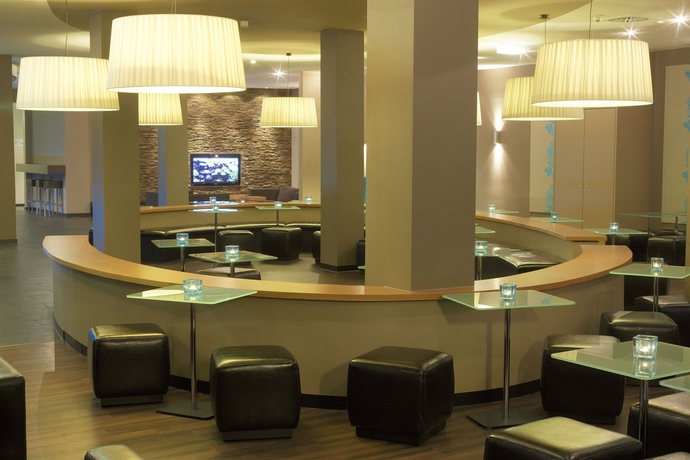 Imagen de los interiores del Motel One Frankfurt - Airport. Foto 7