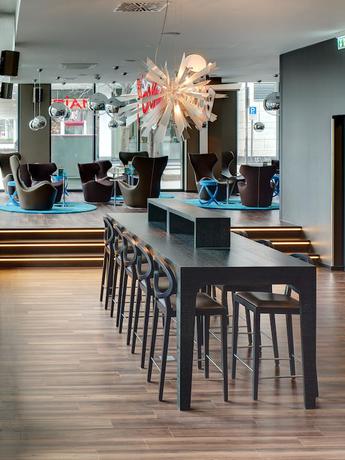 Imagen general del Motel One Köln - Mediapark. Foto 9