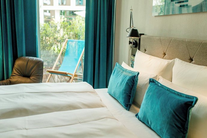 Imagen de la habitación del Motel One Köln-Messe. Foto 7