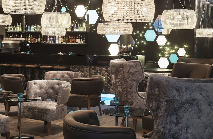 Imagen del bar/restaurante del Motel One London - Tower Hill. Foto 8