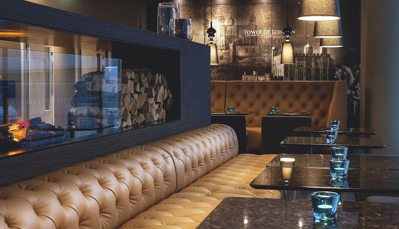 Imagen del bar/restaurante del Motel One London - Tower Hill. Foto 11