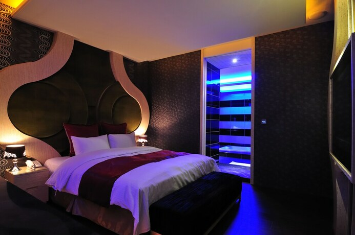 Imagen de la habitación del Motel One + One. Foto 24