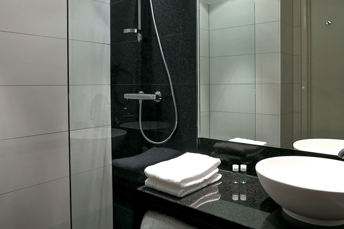 Imagen de la habitación del Motel One Prague - Florentinum. Foto 7