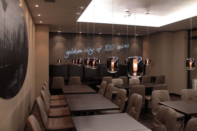 Imagen de los interiores del Motel One Prague - Florentinum. Foto 14