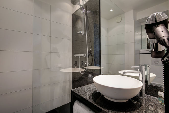 Imagen de la habitación del Motel One Rostock. Foto 8