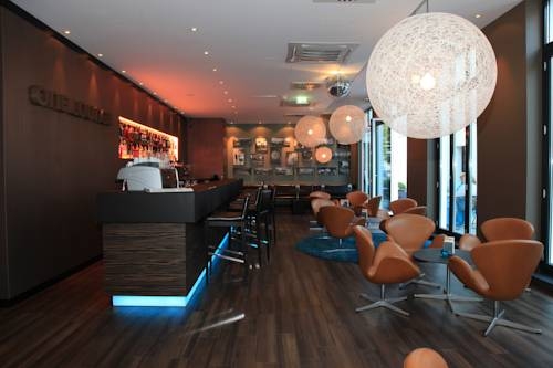 Imagen general del Motel One Saarbr&uuml;cken. Foto 2