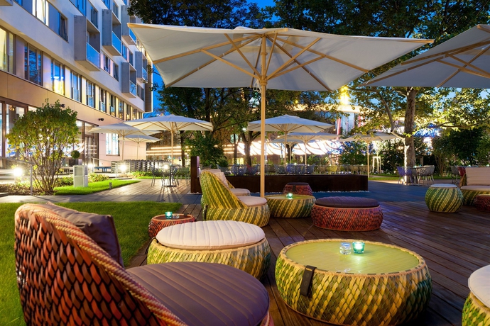 Imagen de los exteriores del Motel One Wien-prater. Foto 10