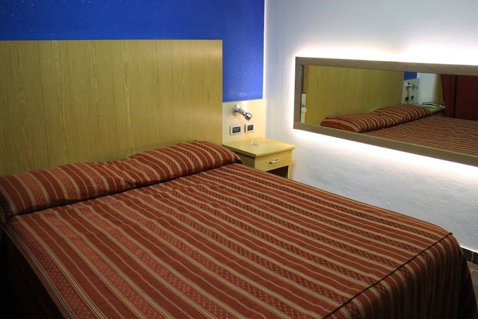 Imagen de la habitación del Motel Orange, Vergiate. Foto 7