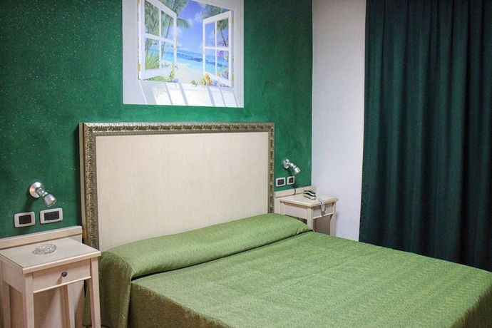 Imagen de la habitación del Motel Orange, Vergiate. Foto 9