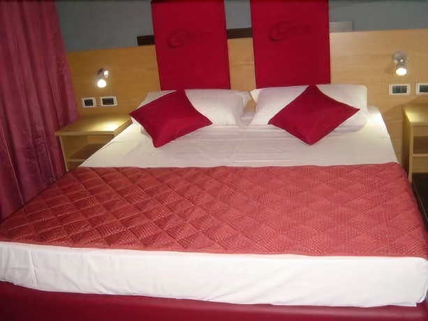 Imagen de la habitación del Motel Orange, Vergiate. Foto 10