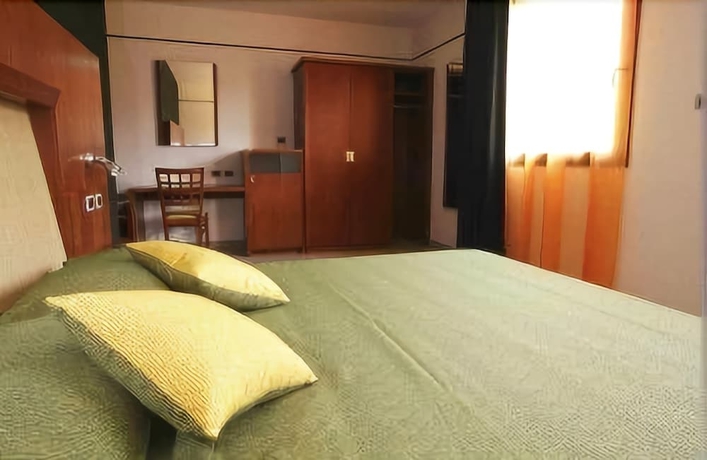 Imagen de la habitación del Motel Orange, Vergiate. Foto 12