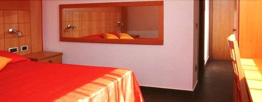Imagen de la habitación del Motel Orange, Vergiate. Foto 15