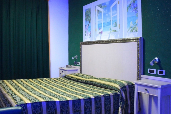 Imagen de la habitación del Motel Orange, Vergiate. Foto 17