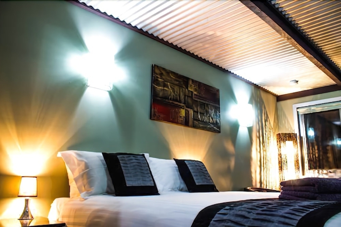 Imagen de la habitación del Motel Orbost. Foto 4