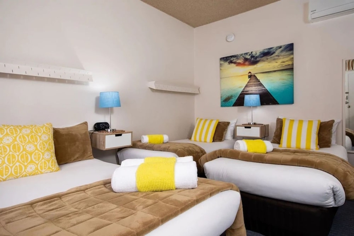 Imagen de la habitación del Motel Oval. Foto 10