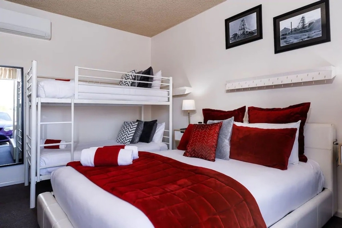 Imagen de la habitación del Motel Oval. Foto 14