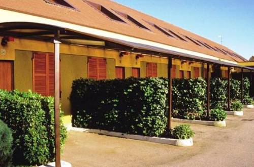 Imagen de la habitación del Motel Ovest, Vittuone. Foto 13