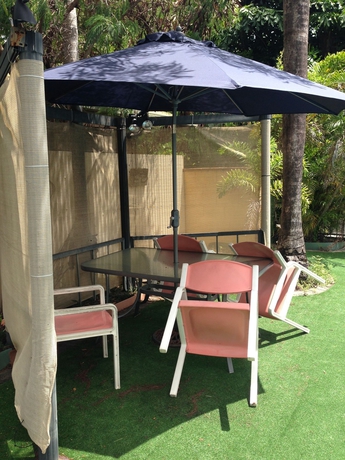 Imagen de los exteriores del Motel Paravista. Foto 6