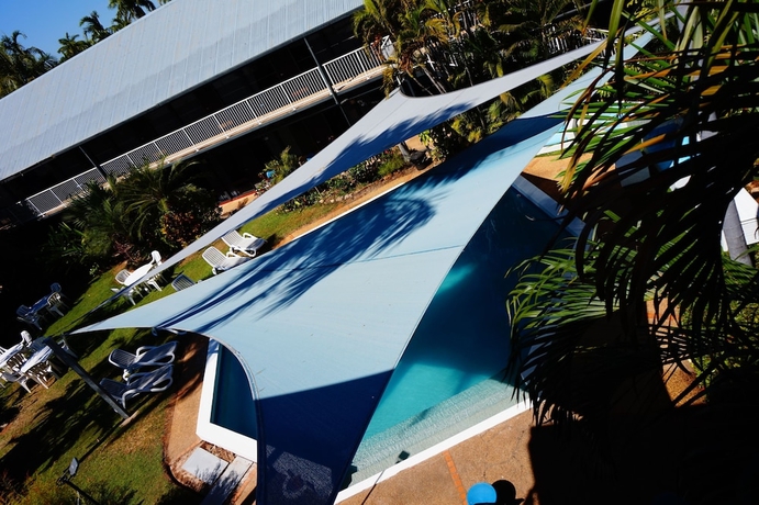 Imagen de la piscina del Motel Paraway. Foto 17