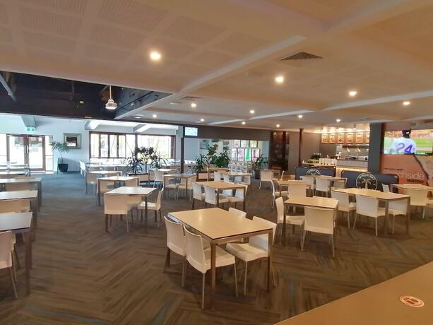 Imagen general del Motel Park Beach Hotel. Foto 8