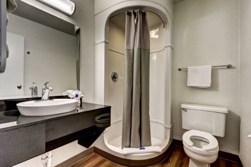 Imagen de la habitación del Motel Park Inn by Radisson, Wells. Foto 7