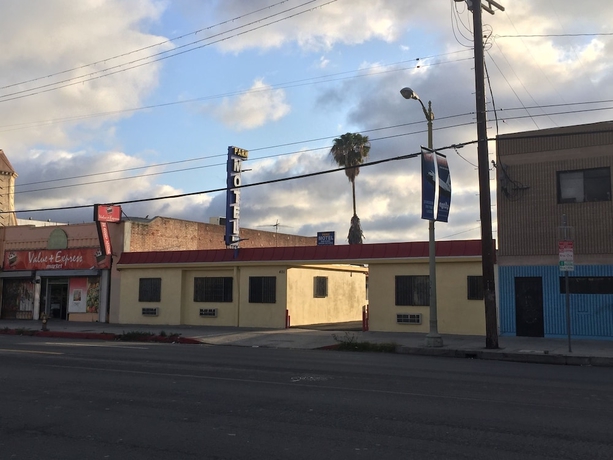 Imagen de los exteriores del Motel Park, Los &Aacute;ngeles. Foto 15