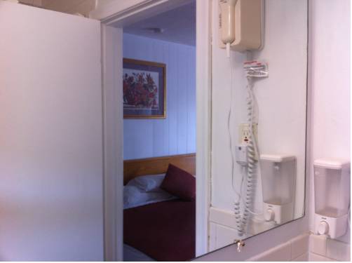 Imagen de la habitación del Motel Park, Toronto. Foto 8