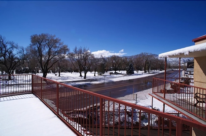 Imagen de los exteriores del Motel Parkview Inn, Ca&ntilde;on City. Foto 19