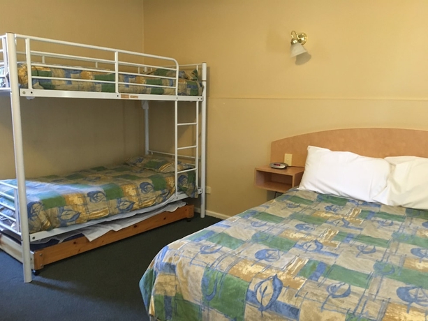 Imagen de la habitación del Motel Parkville. Foto 2