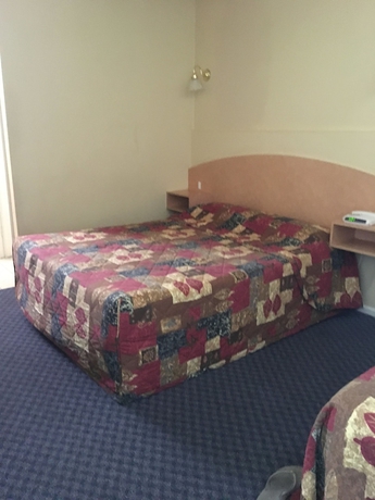 Imagen de la habitación del Motel Parkville. Foto 6